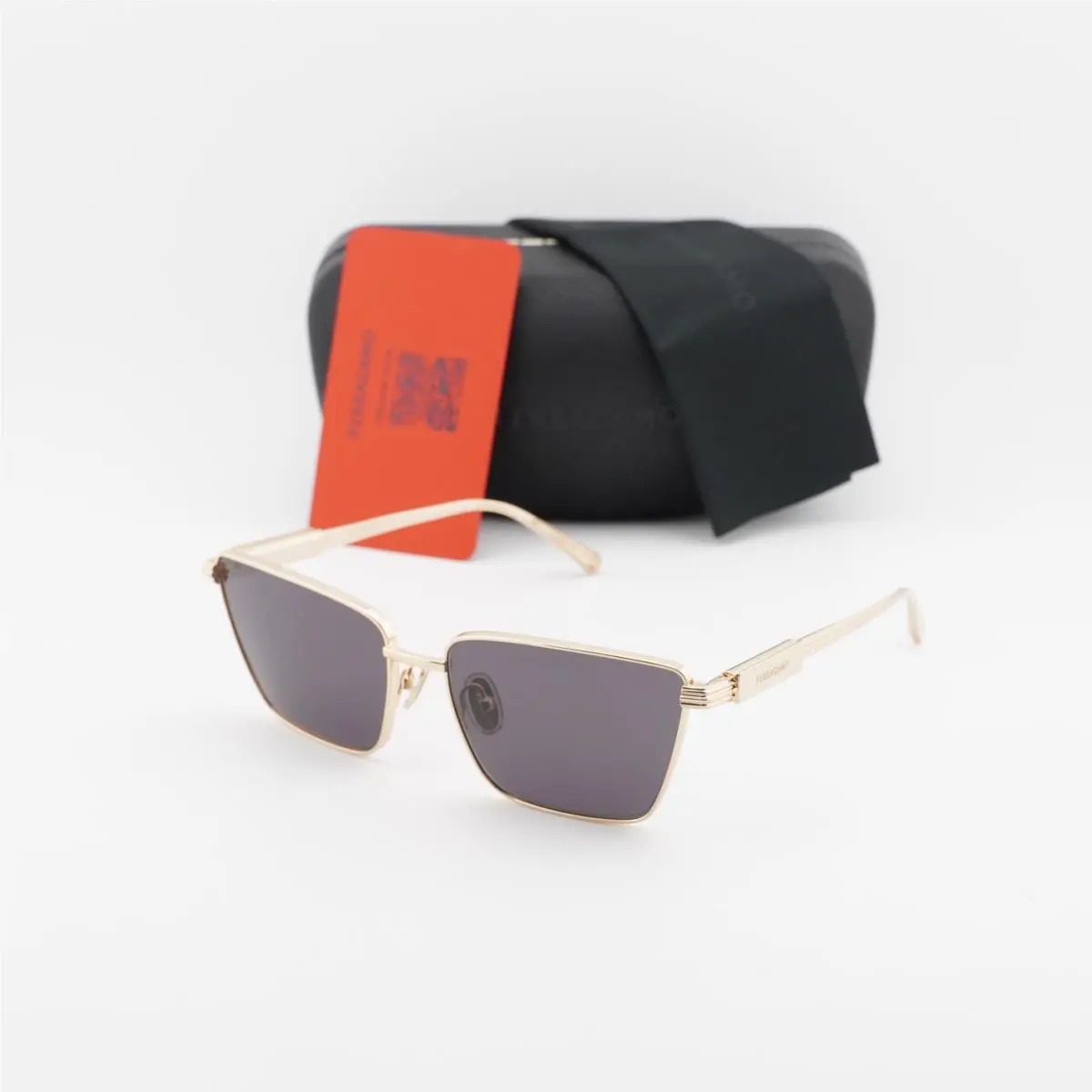 Salvatore Ferragamo SF331S 745 Gold/brown 59-16-140 Sunglasses