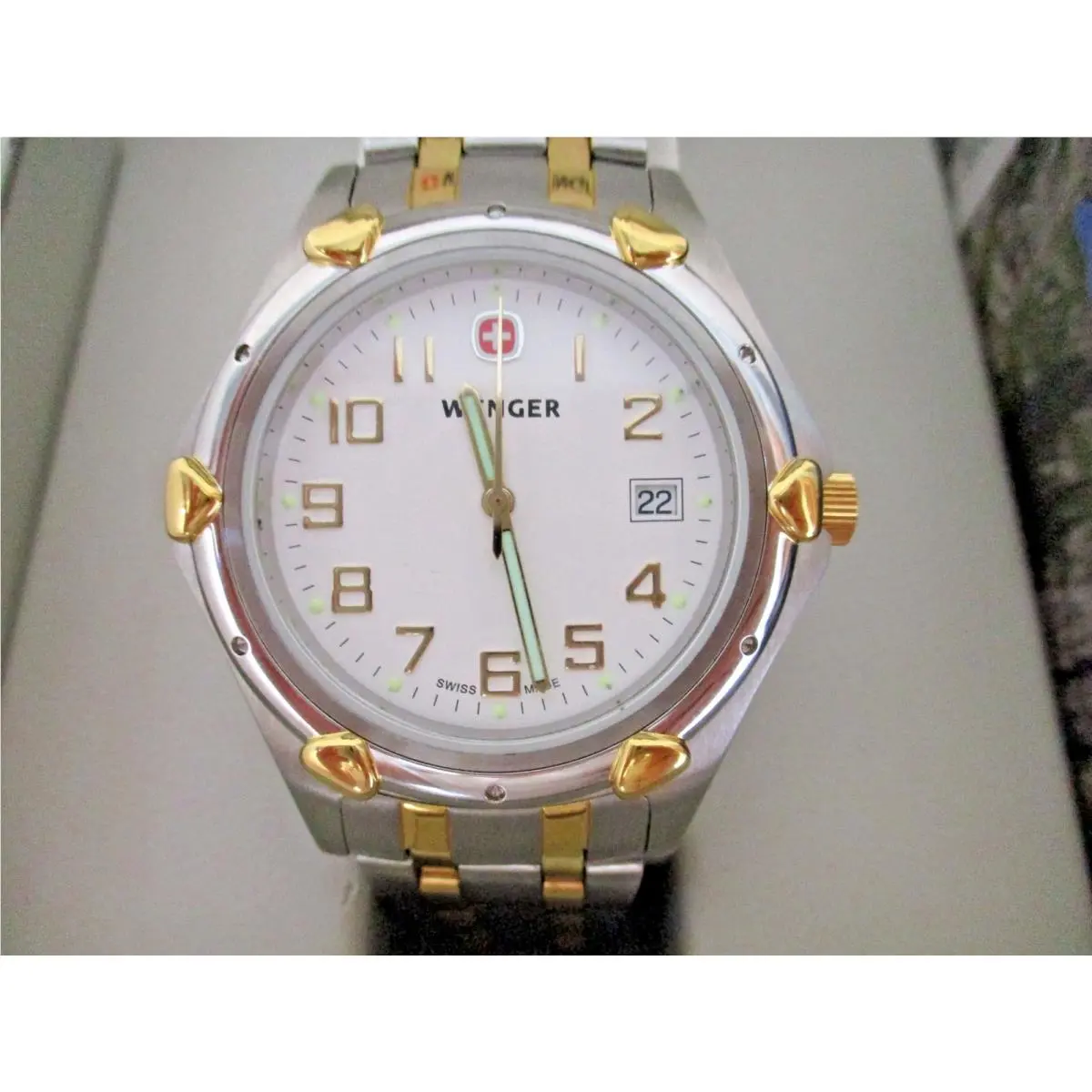 Wenger Swiss Made Quartz Watch 2-Tone Stainless Steel Date Indicator