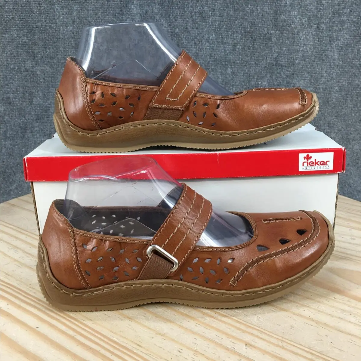 Rieker Celia Shoes Womens 40 Mary Jane Perforated Casual Low Top Flats Brown