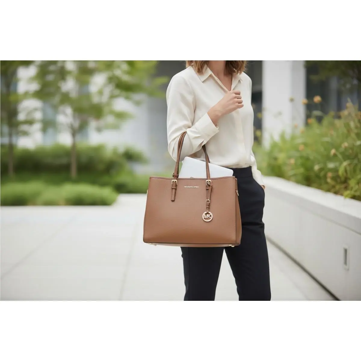 Michael Kors MK Jet Set East West EX Large Saffiano Leather Handbag