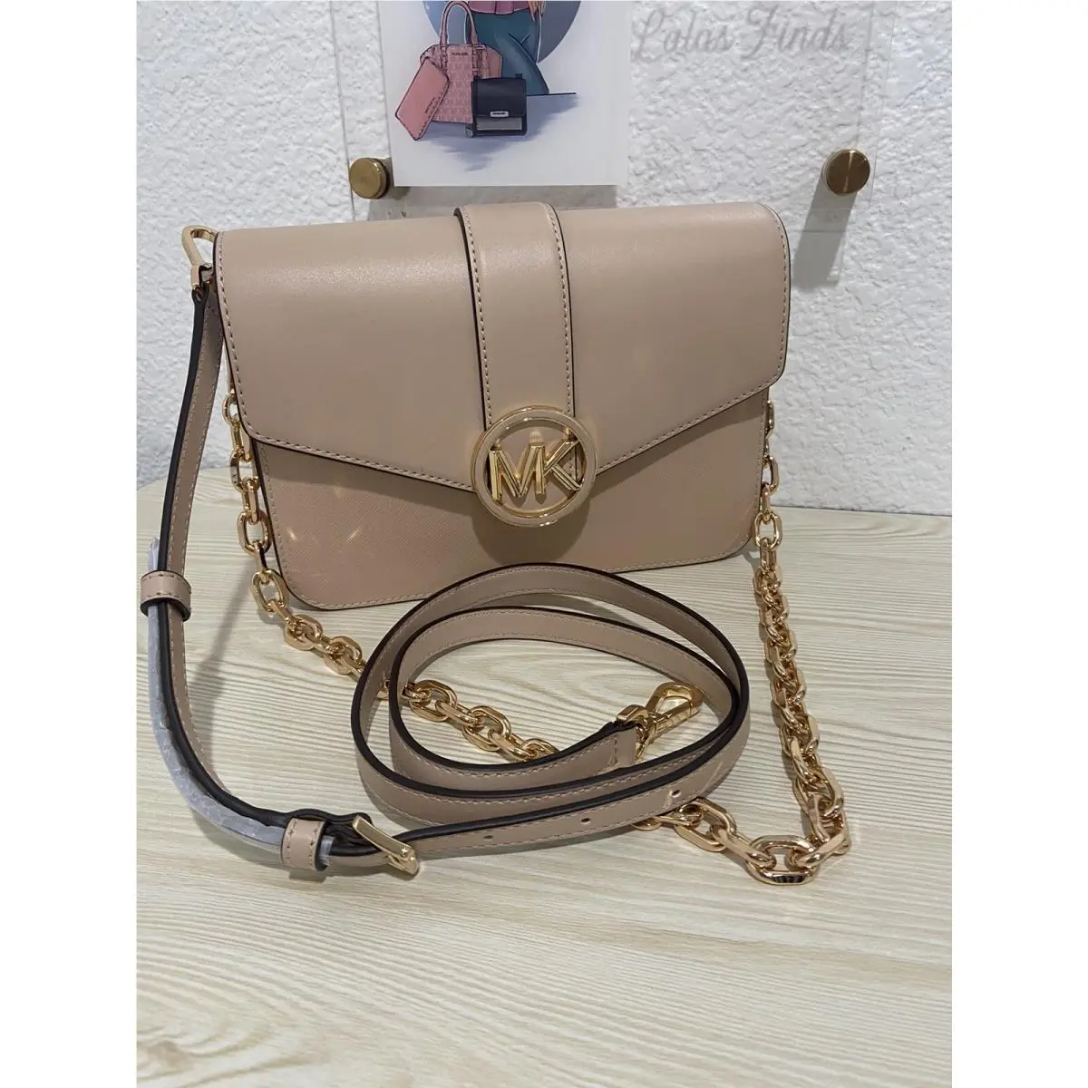 Michael Kors Carmen Medium Convertible Shoulder Bag Crossbody Buff Leather