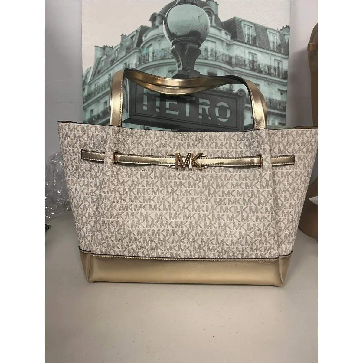 35S4G6RT9M Sheila Large Tote Bag by Michael Kors
