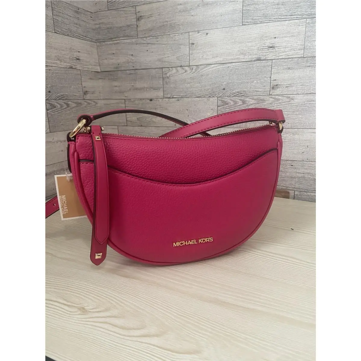 Michael Kors Dover Small Half Moon Crossbody Leather Bag Handbag Purse Shoulder