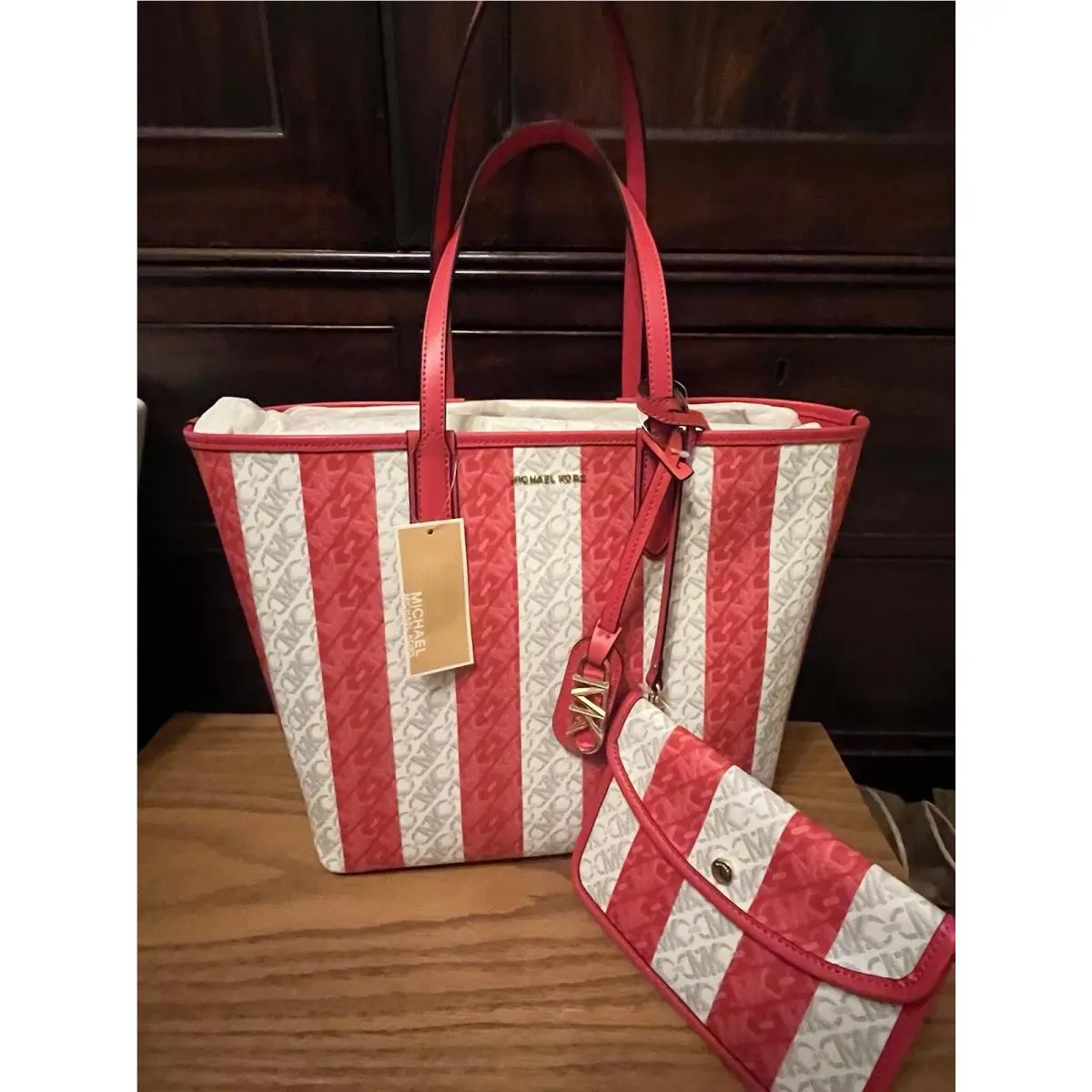 Tote Eliza Large Reversible Pink Solid Stripe Wristlet by Michael Kors