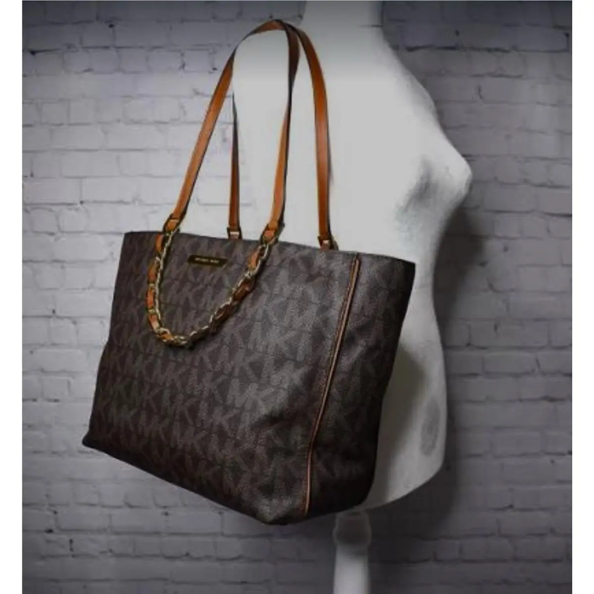 Harper Brown Signature Large East West Pvc Tote Logo Gold Cha by Michael Kors