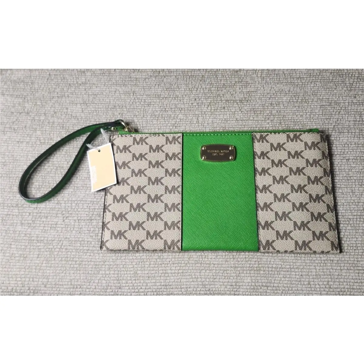 Michael Kors MK Signature Large Clutch Wristlet Slim Pouch Center Stripe Green