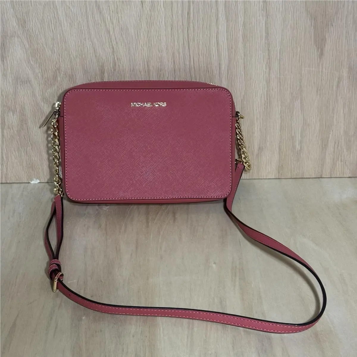 Michael Kors Jet Set Large Saffiano Leather Shoulder Bag 32S4GTVC3L-613 Chili