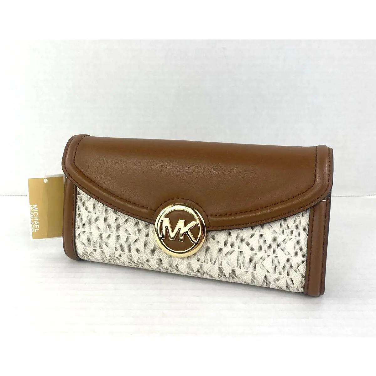 Michael Kors Fulton Continental Wallet Monogram Vanilla W8