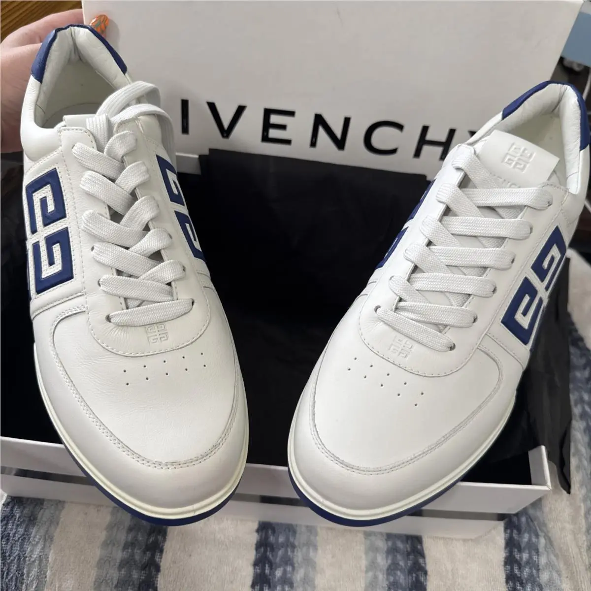 Givenchy G4 Low Sneakers White/blue Men’s Size 44 W Dust Bag