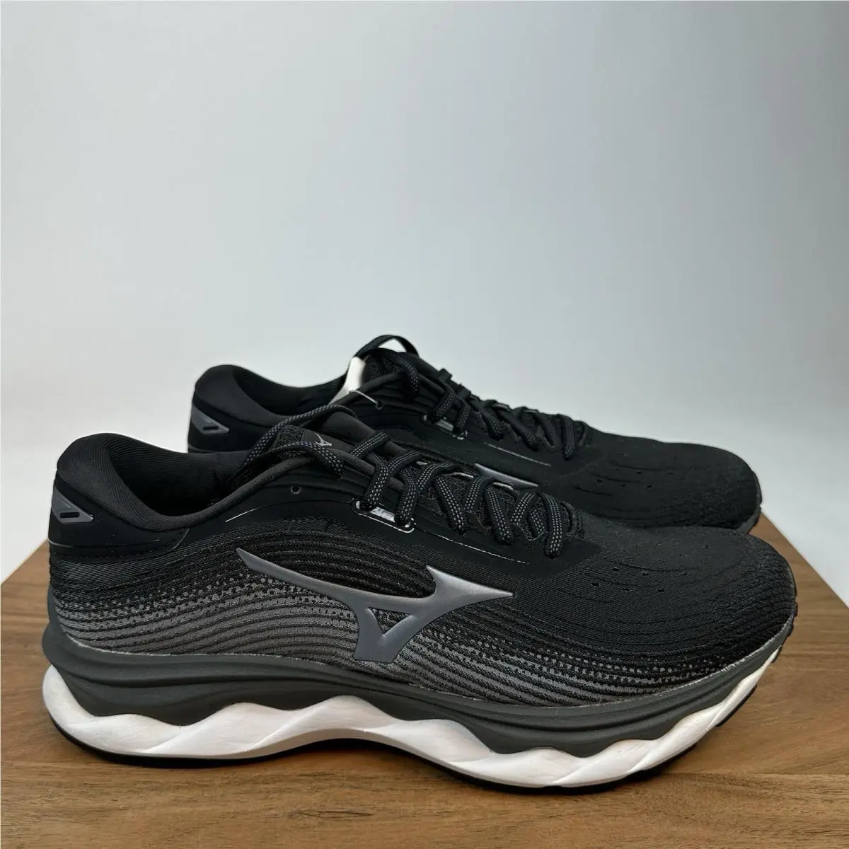 Womens Mizuno Wave Sky 5 D Black Running Athletic Shoes Sneakers Sz 11 M