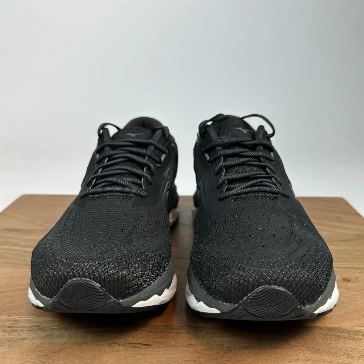 Mizuno shoes - Mizuno Wave Sky - Wave Sky - J1GD211252 - Black 1