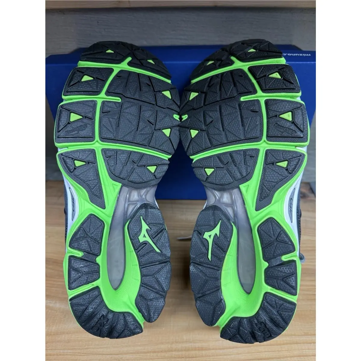 Mizuno shoes - Wave Horizon - Wave Horizon - Gray 1