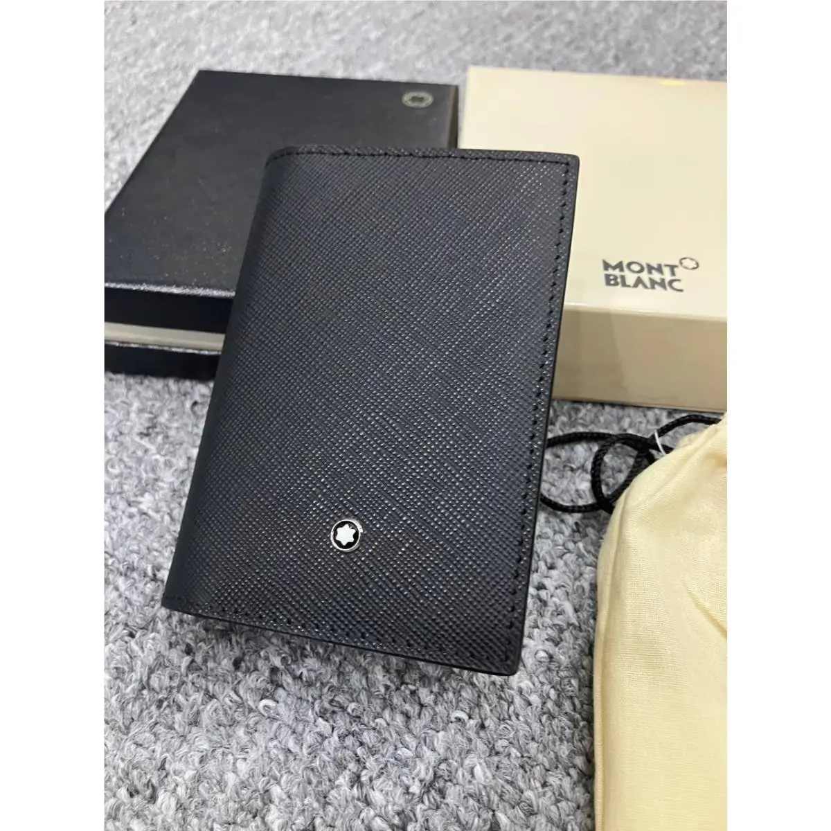 Montblanc Black Leather Card Holder Sartorial 4CC Mini Wallet MB113223 Fullbox