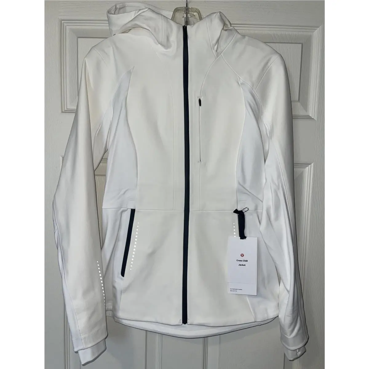 Lululemon Cross Chill Repelshell Hooded Jacket White Full-zip Pockets Running 8