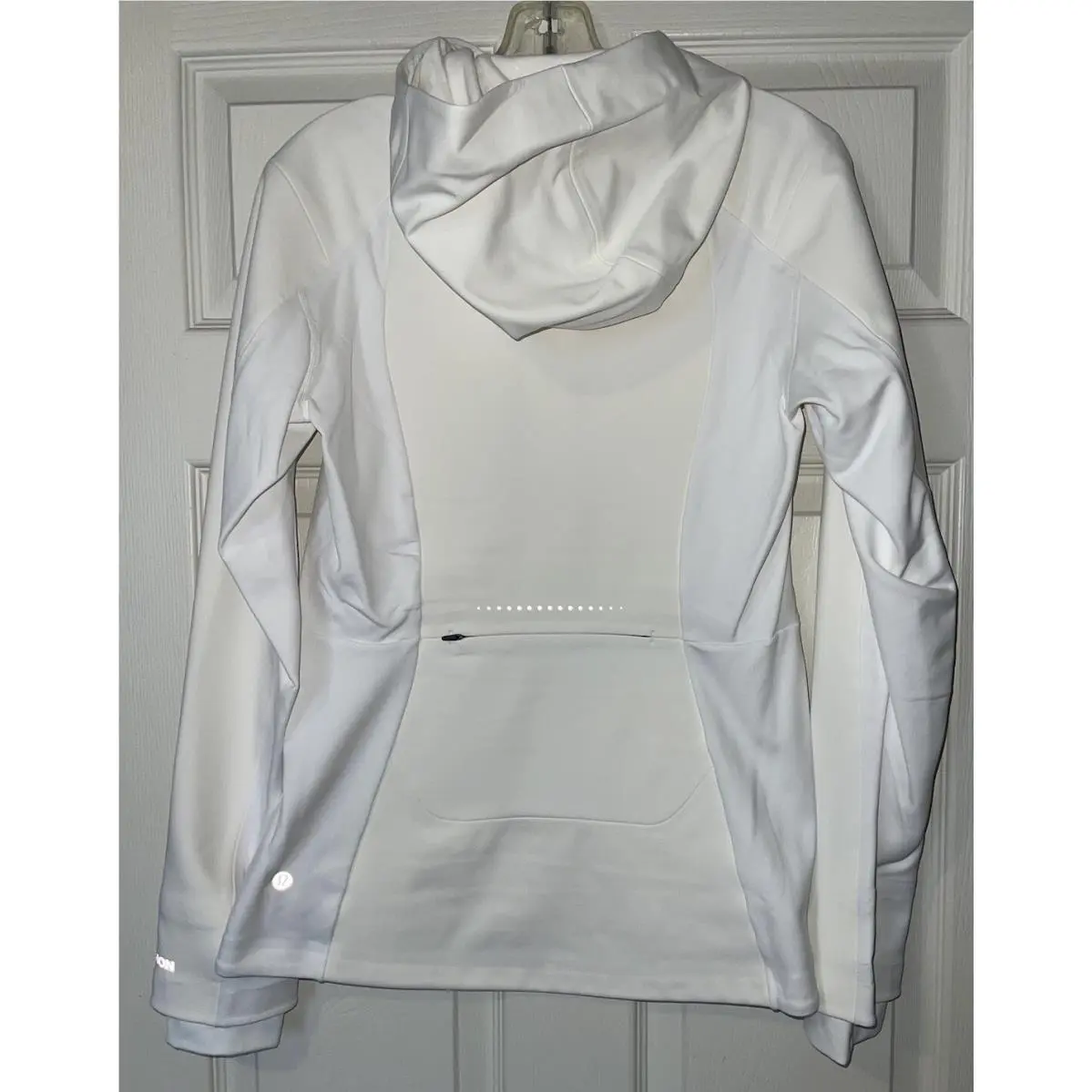 Lululemon clothing - White 4