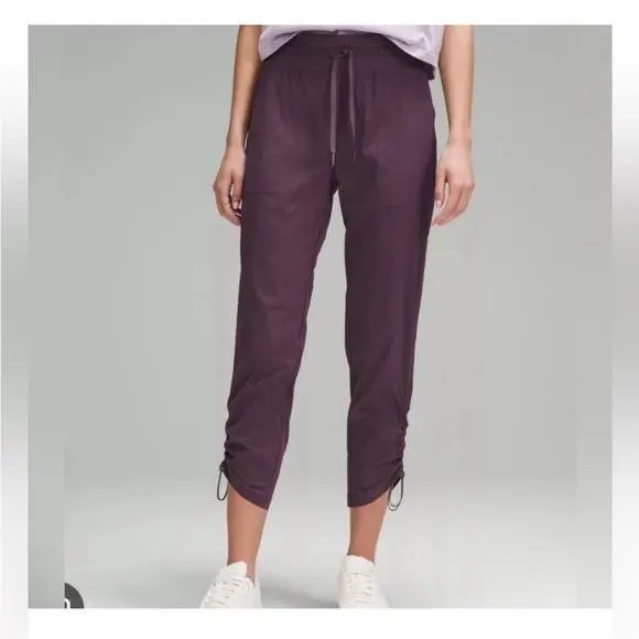 Lululemon clothing - Plum 8