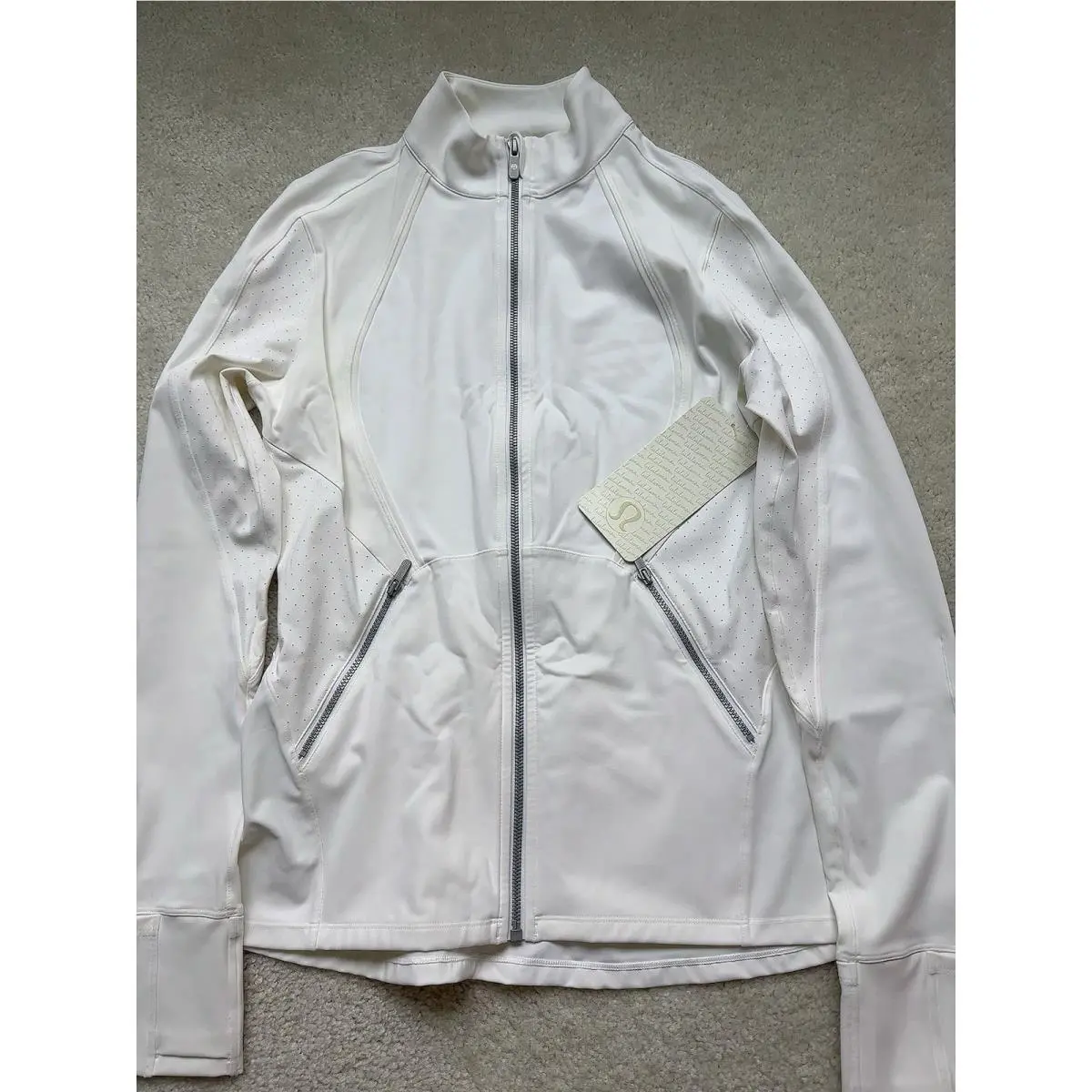 Lululemon clothing - White 2