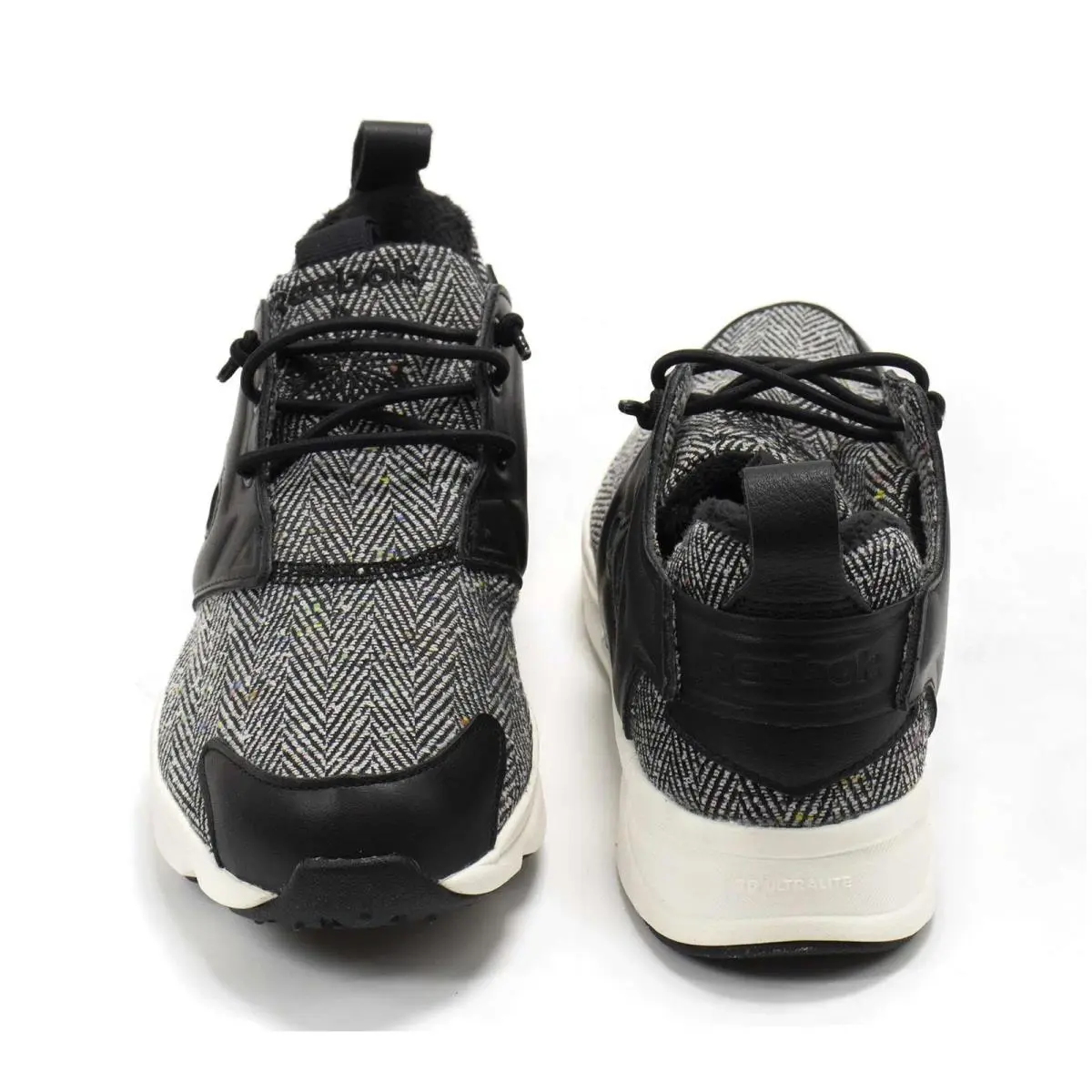 Reebok shoes - Black 16
