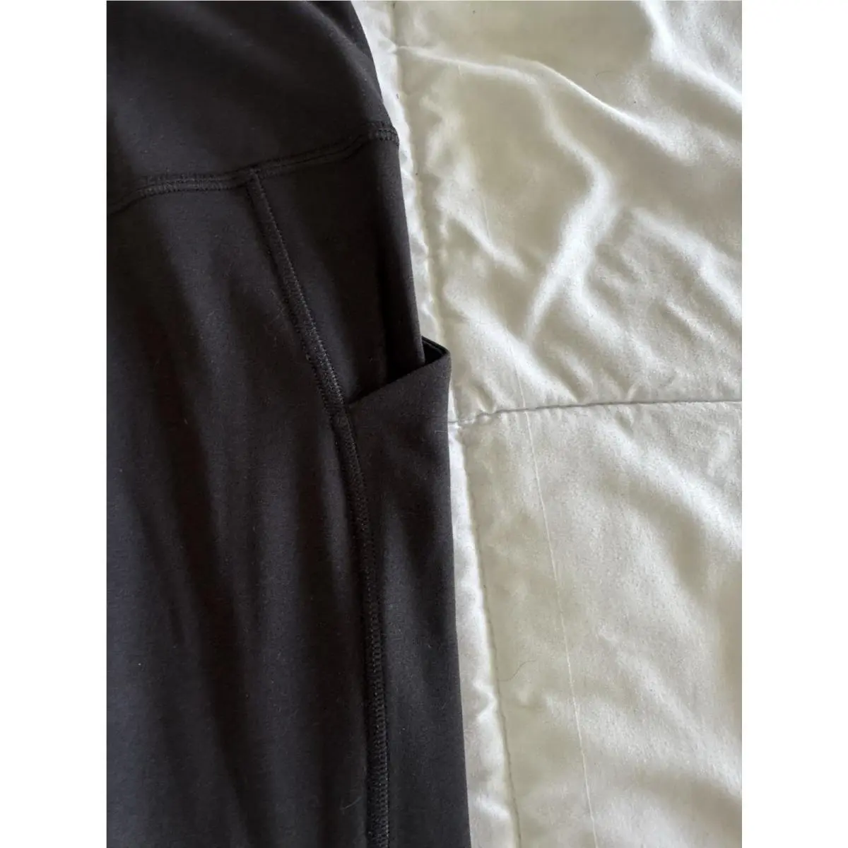 Lululemon clothing - Black 4