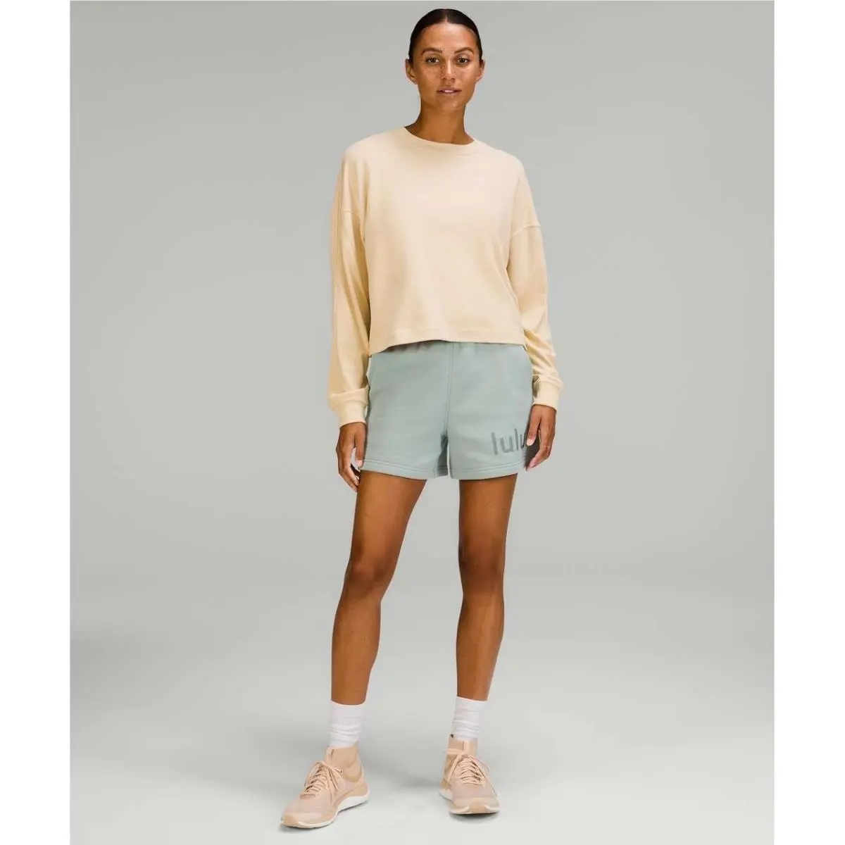 Lululemon clothing - Prosecco 0
