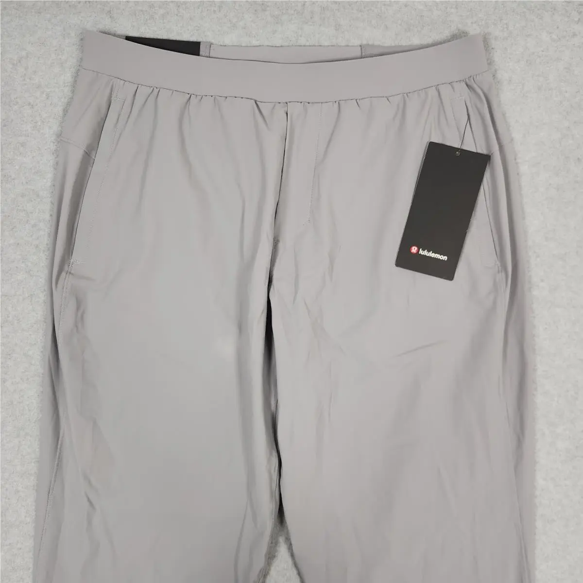 Lululemon Surge Jogger Mens Large Gray Silver Tapered Reflective LM5956S