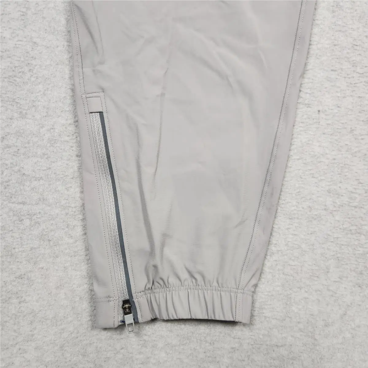 Lululemon clothing - Surge Jogger Regular - Surge Jogger Regular - Silver 4