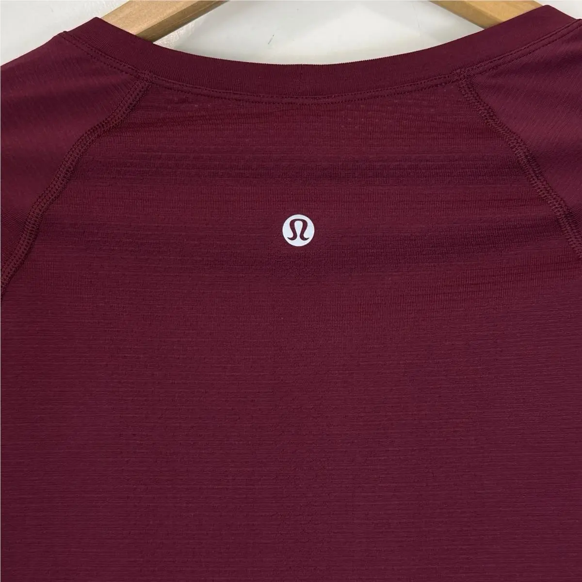 Lululemon clothing - deep Luxe 8