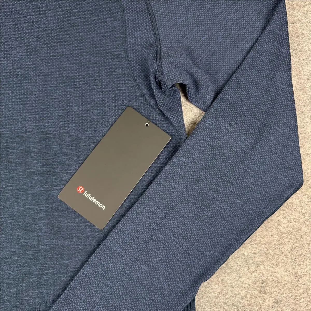 Lululemon clothing - Lululemon Metal Vent Tech - Metal Vent Tech - M3BL4S - Blue 3