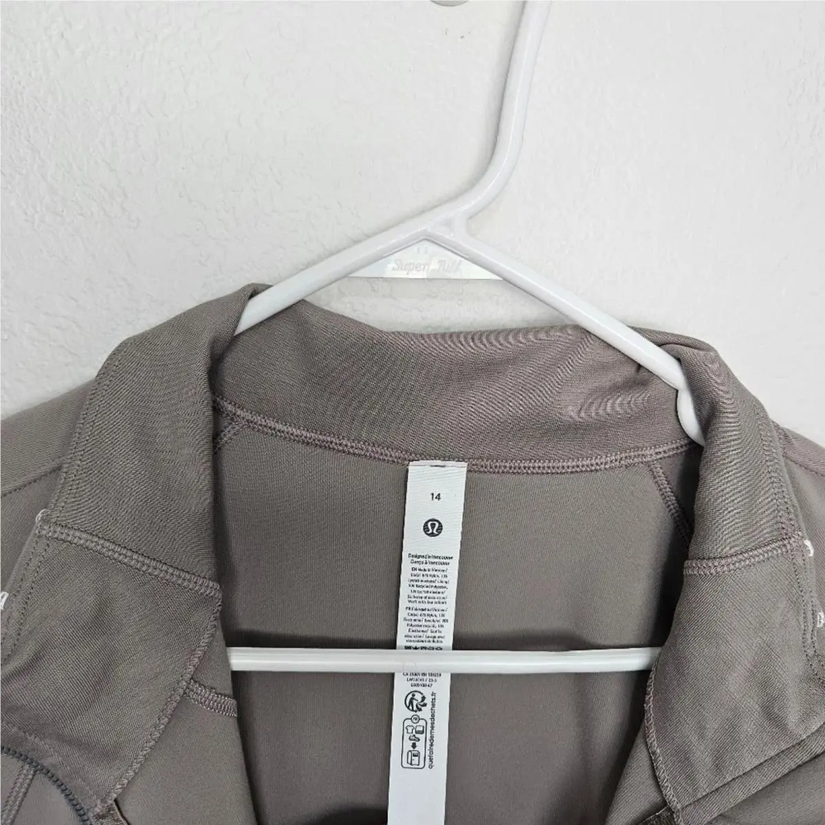 Lululemon clothing - Lululemon Define - Define - Gray 11