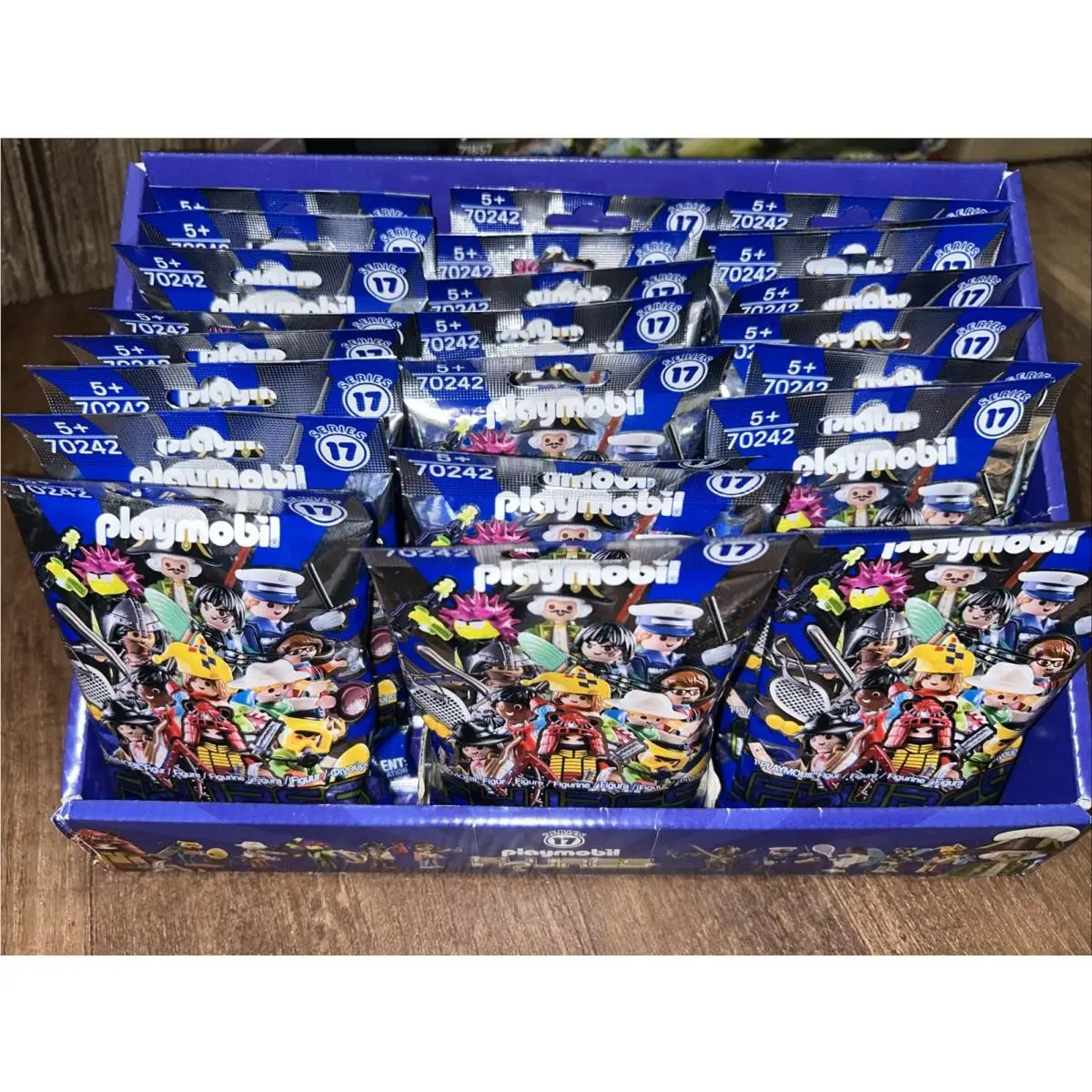 Playmobil Series 17 24 Boy Figures Mystery 70242 and with Display Box