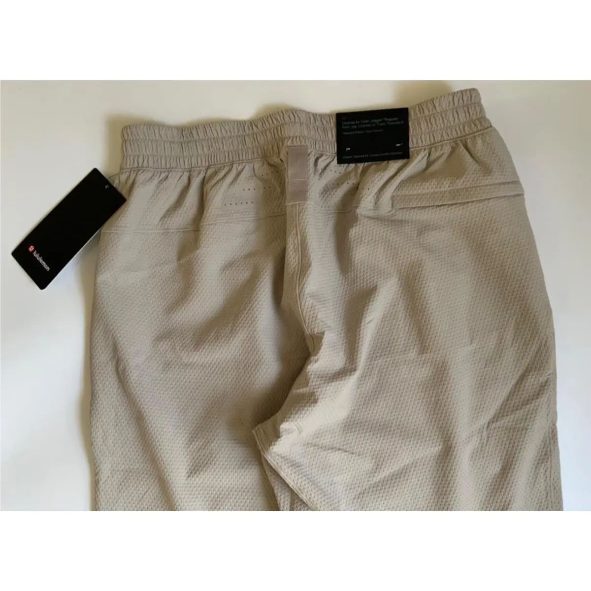 Lululemon clothing - Beige 2