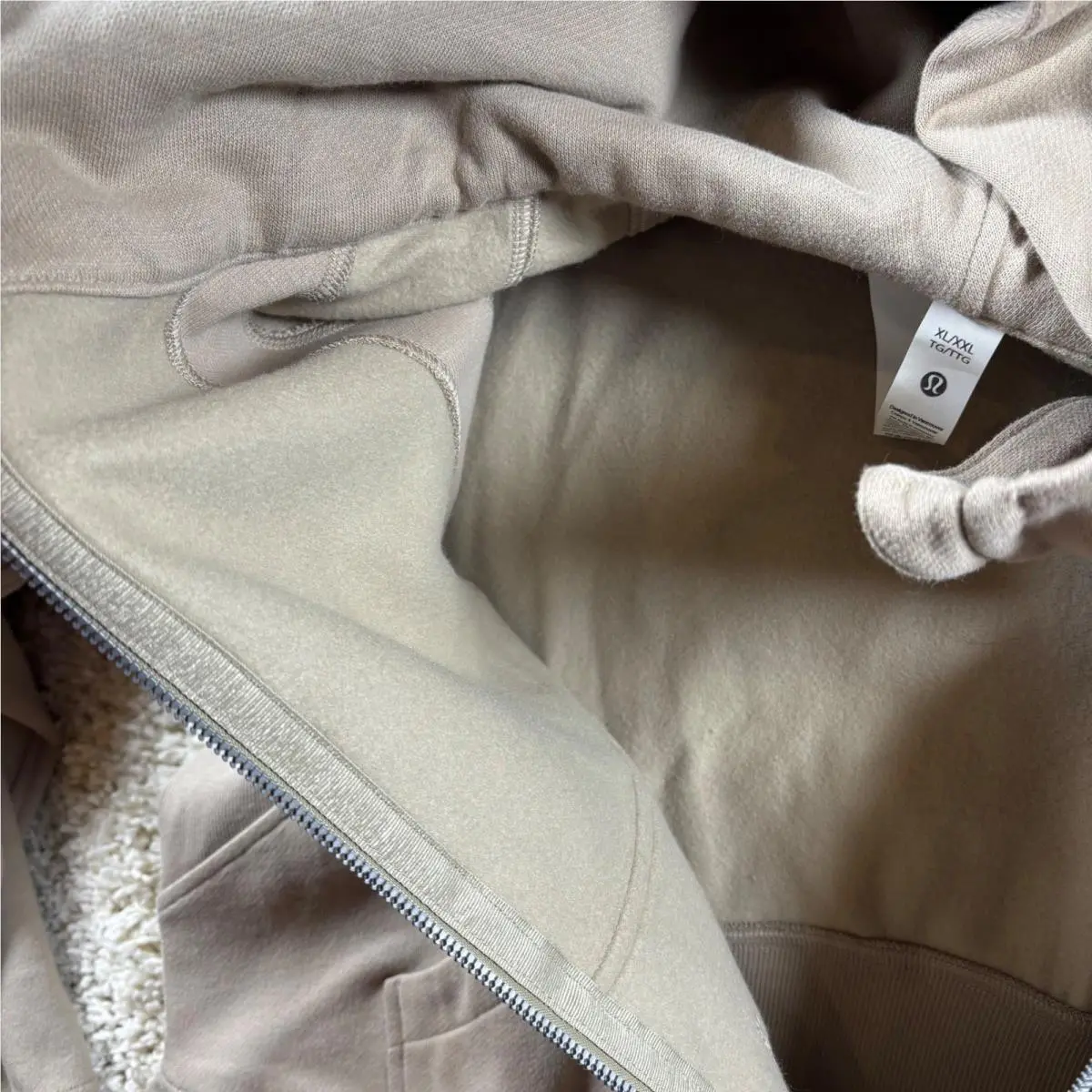 Lululemon clothing - Beige 11