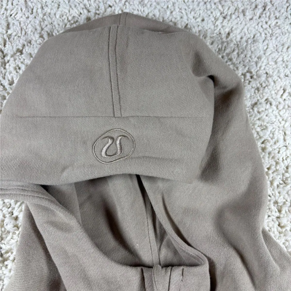 Lululemon clothing - Beige 1