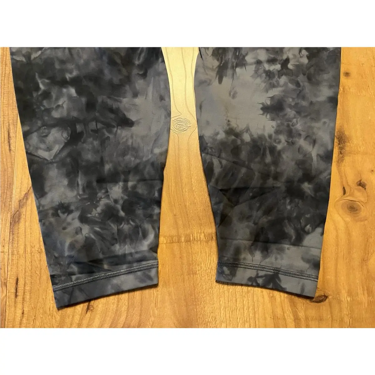 Lululemon clothing - Gray 4