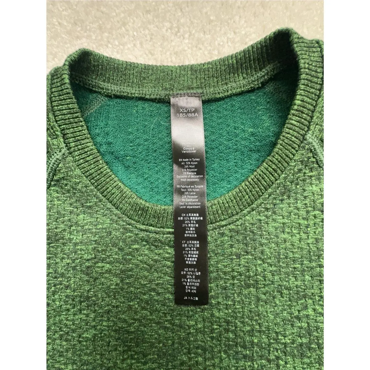 Lululemon clothing - Lululemon Engineered Warmth - Engineered Warmth - Green 5