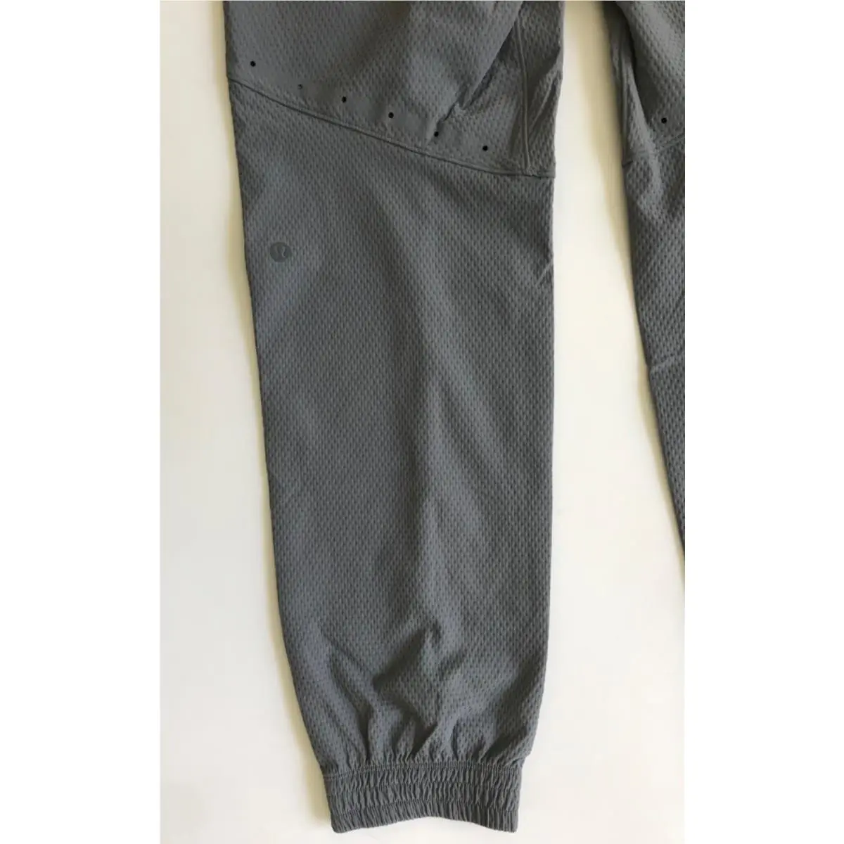 Lululemon clothing - Grey 4