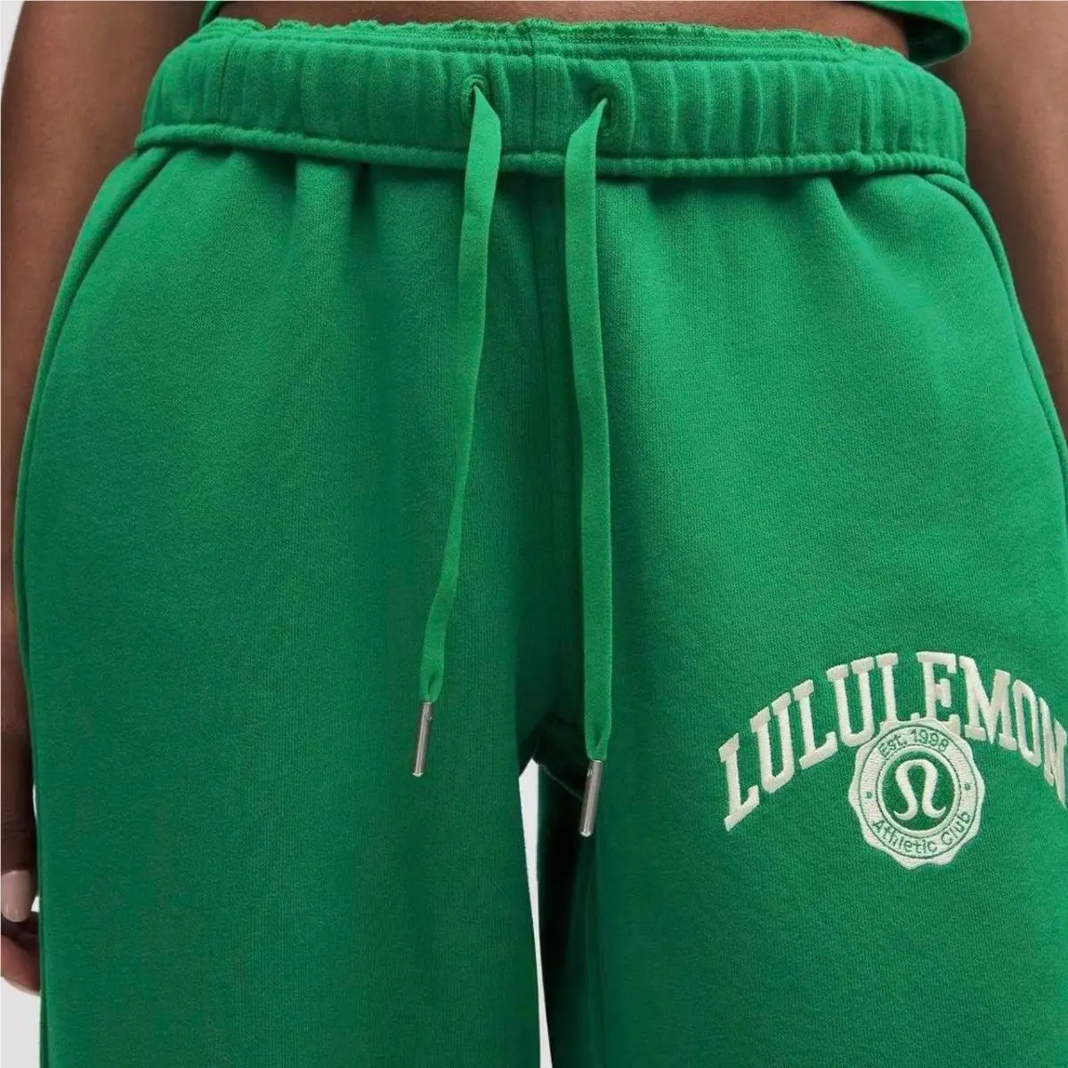 Lululemon clothing - Green 1