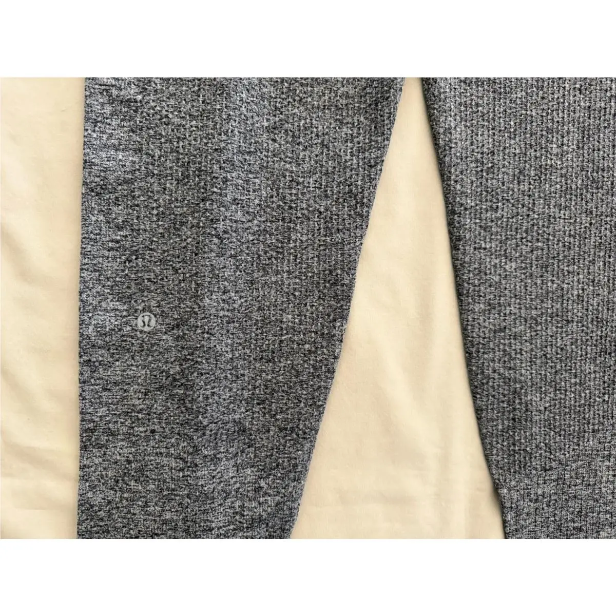 Lululemon clothing - Black & White 4