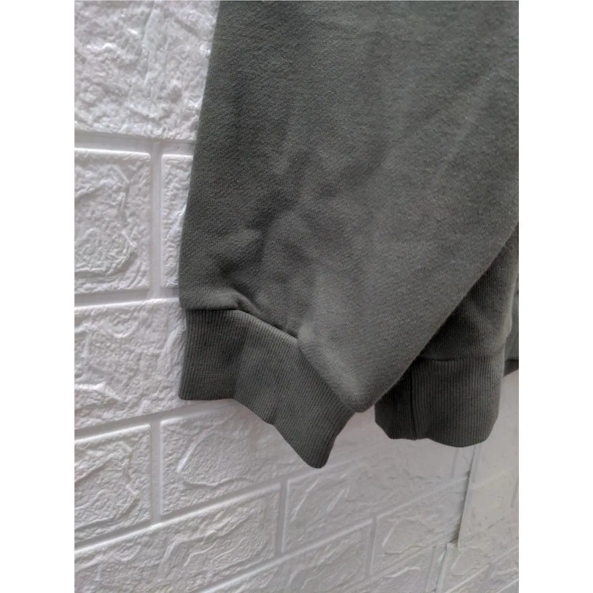 Lululemon clothing - Green 1