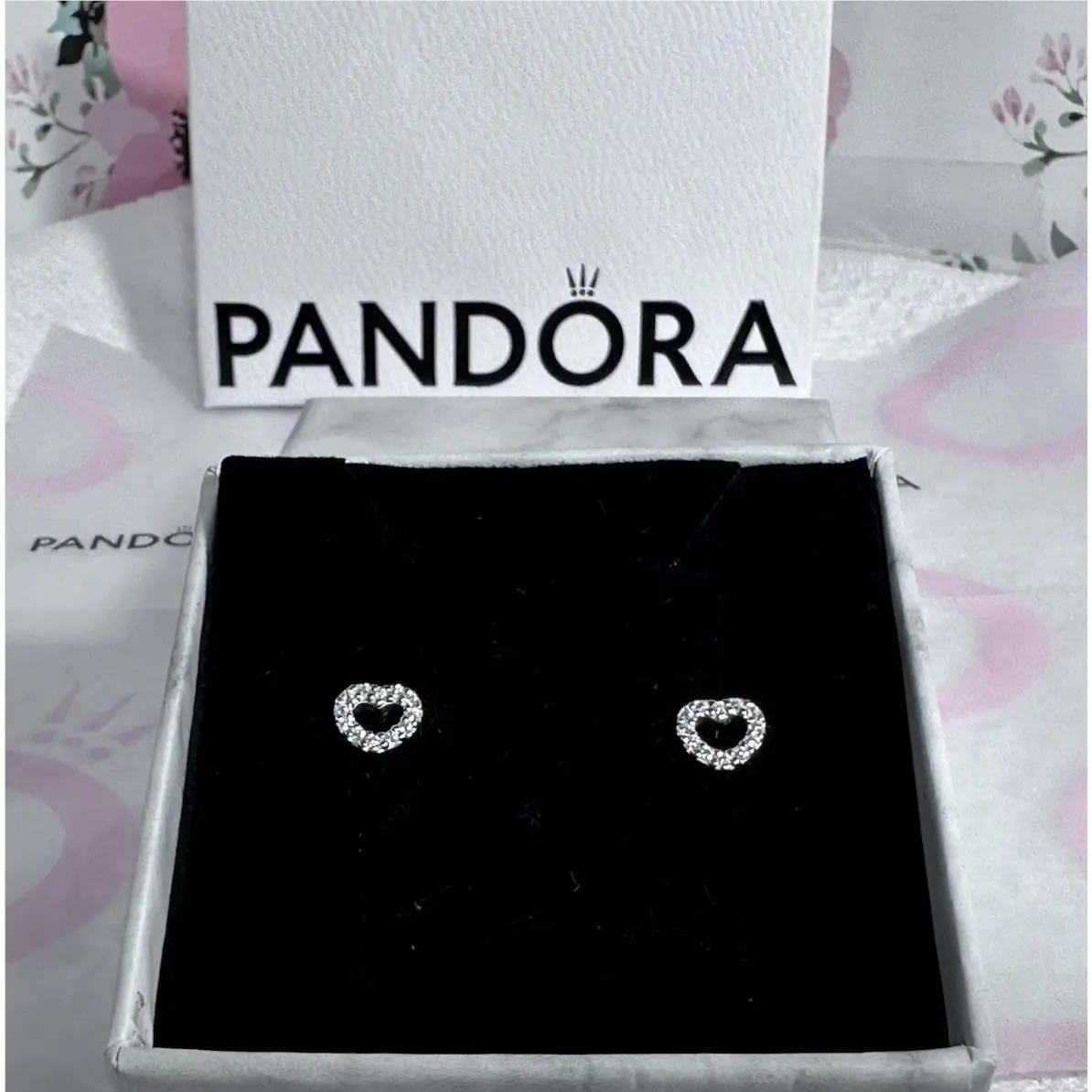 Pandora Open Heart Stud Earrings 290528CZ