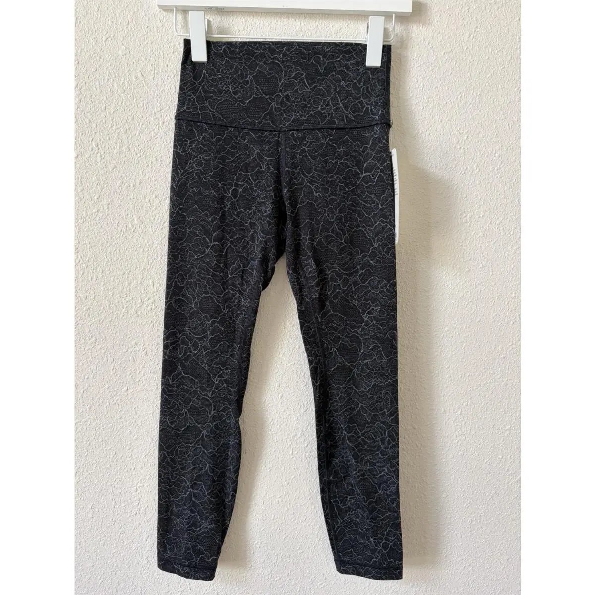 Lululemon Align Pant II 25 Lacescape Dark Cast Black Size 4