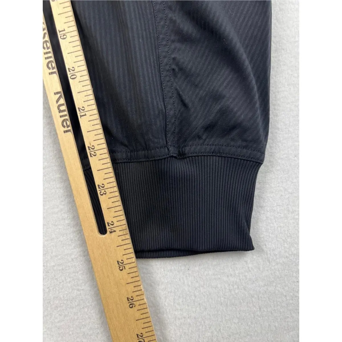 Lululemon clothing - Black 5