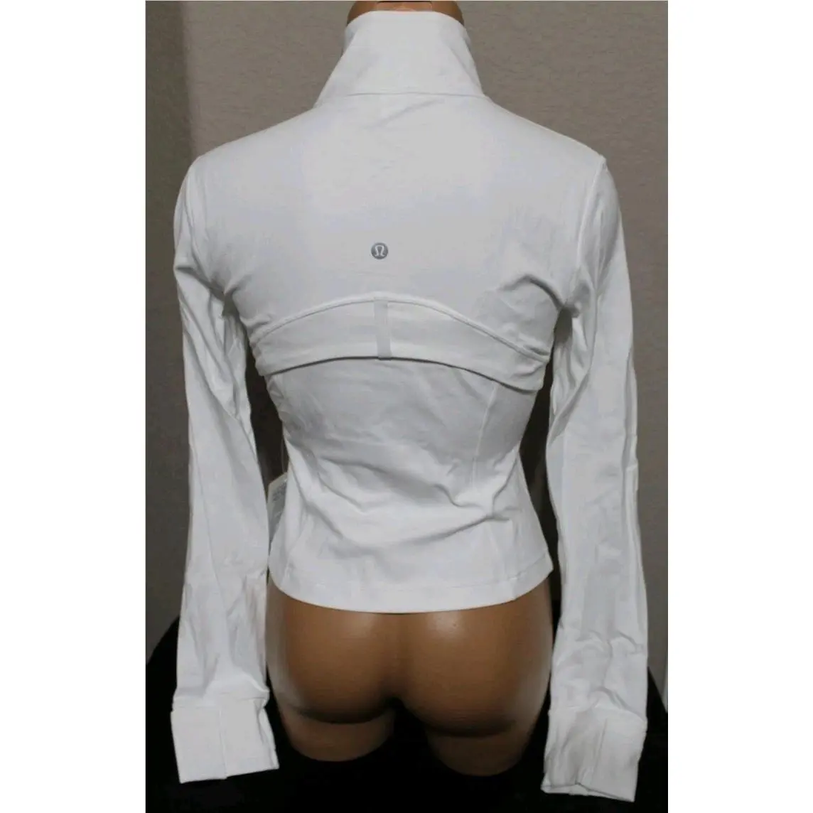Lululemon clothing - White 2