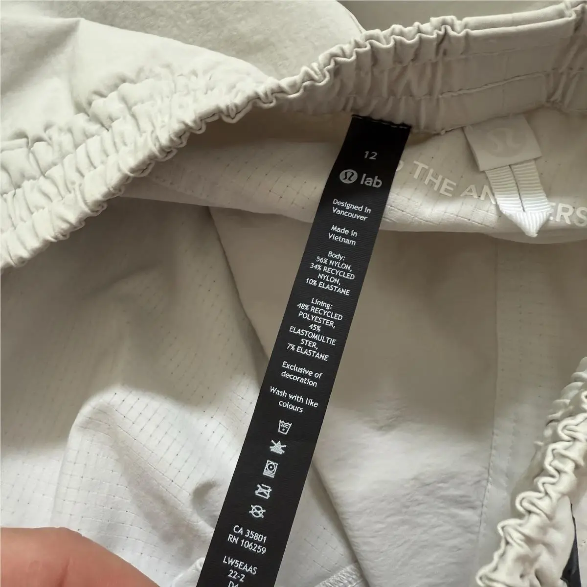 Lululemon clothing - White 8