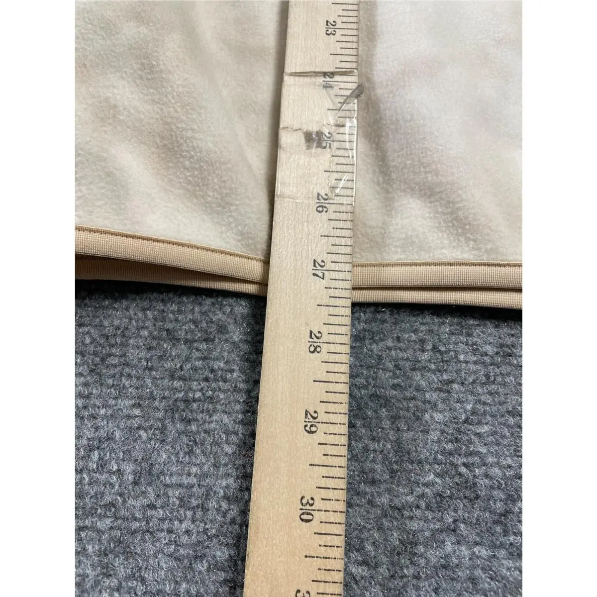 Lululemon clothing - Beige 14