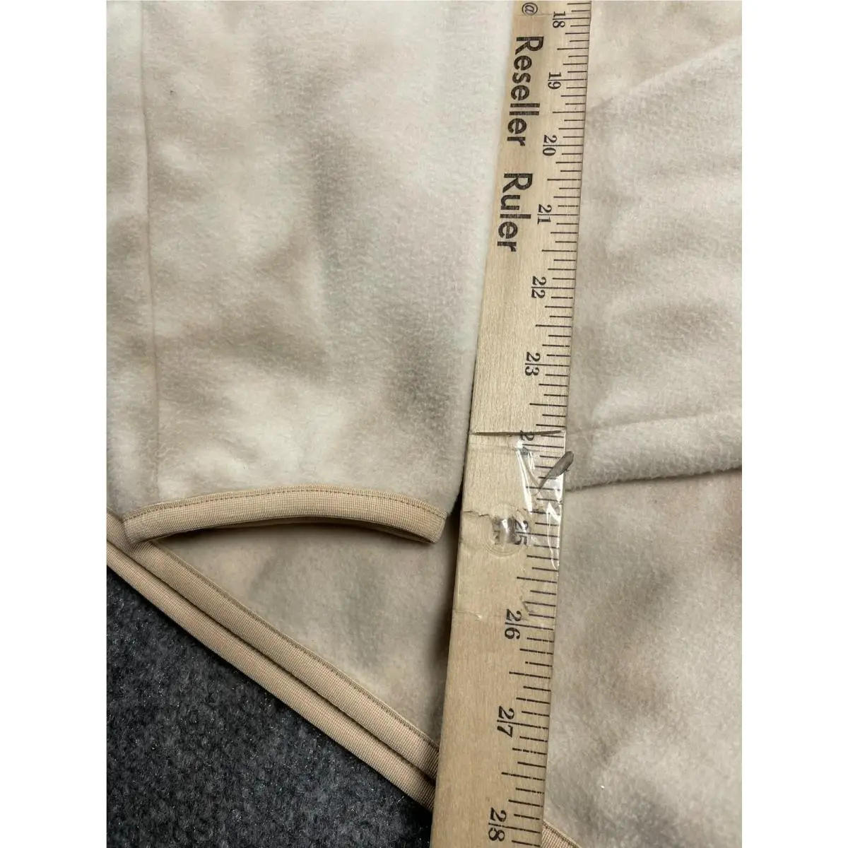 Lululemon clothing - Beige 13
