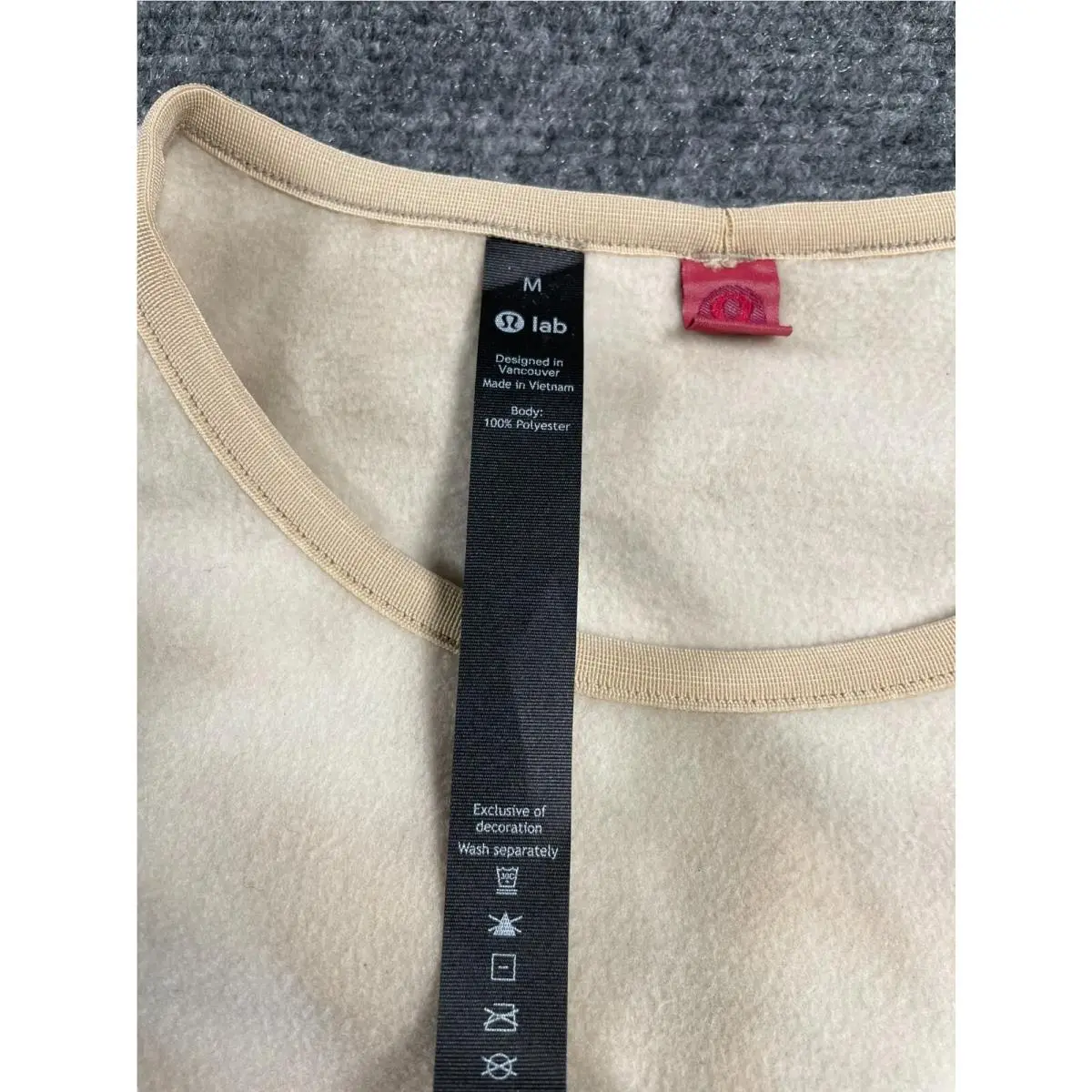 Lululemon clothing - Beige 7
