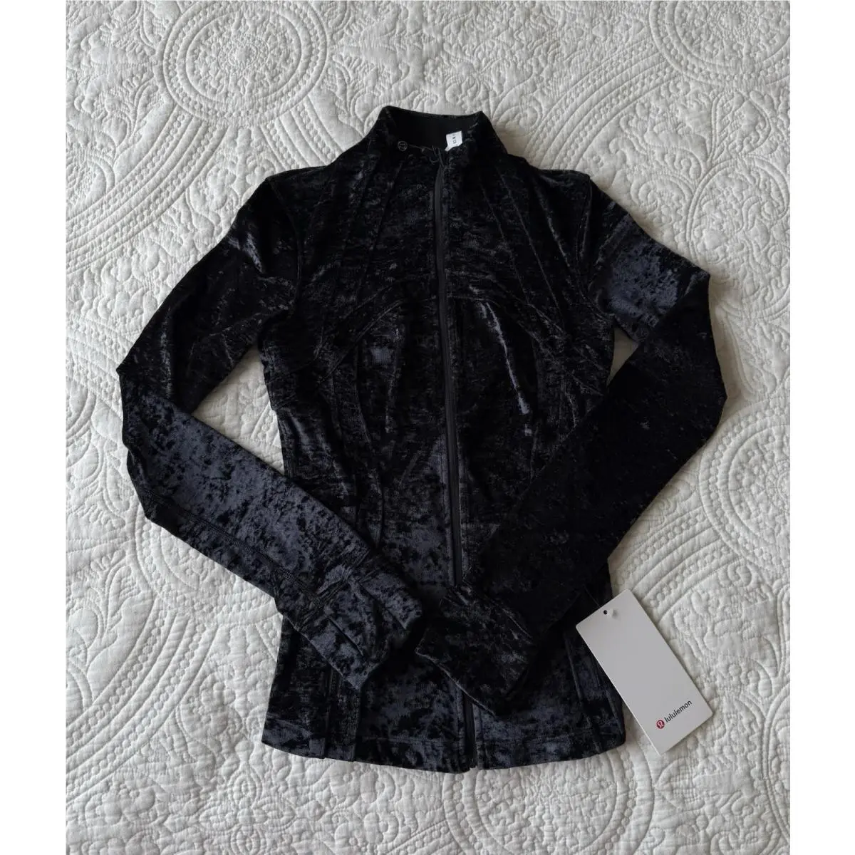Lululemon clothing - Black (UPC: 000139575950) 3