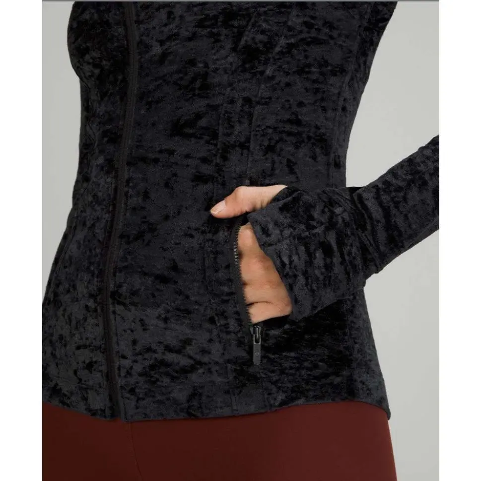 Lululemon clothing - Black (UPC: 000139575950) 1