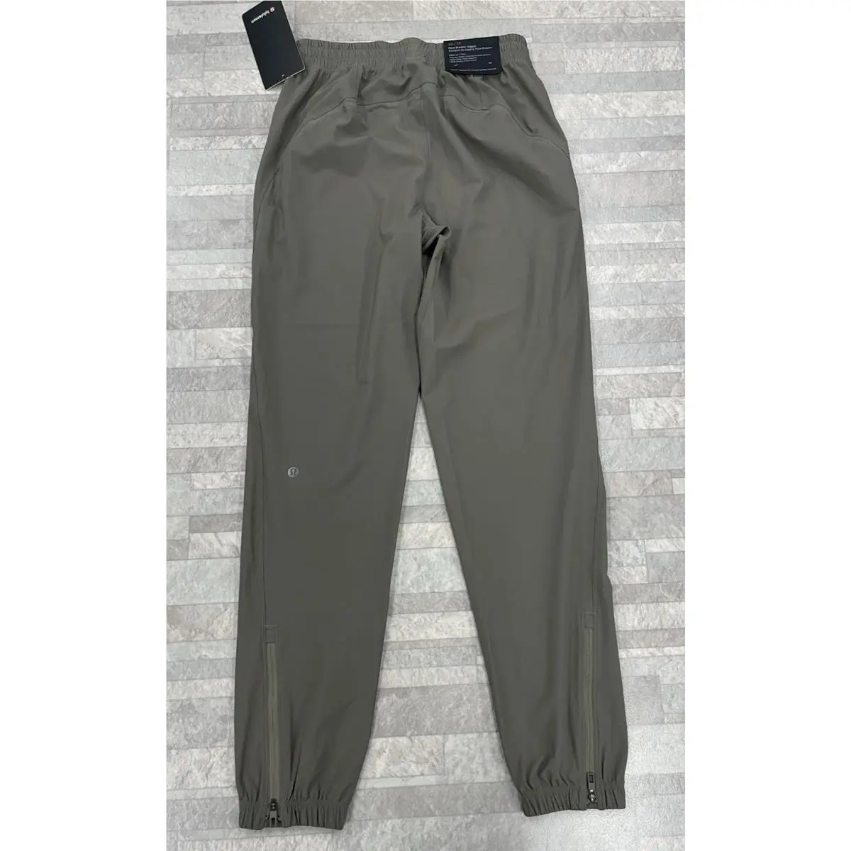 Lululemon clothing - Rover 0